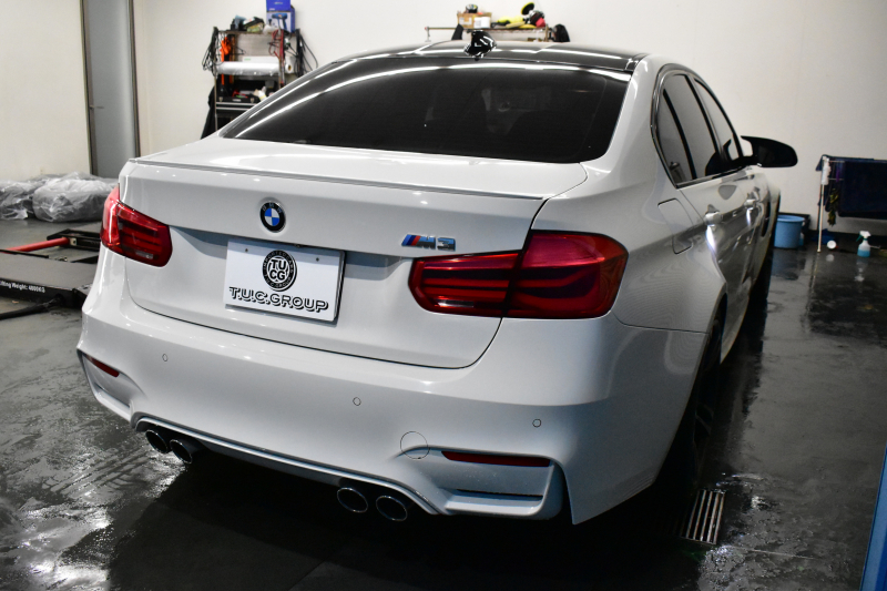 BMW Mシリーズ M3ｾﾀﾞﾝ MDCT LCI後期 KW車高調(Ver3) ﾍｷｻｺﾞﾅﾙLEDﾍｯﾄﾞﾗｲﾄ ﾋｰﾀｰ付黒革 ｶｰﾎﾞﾝﾙｰﾌ&ｲﾝﾃﾘｱ&Fﾘｯﾌﾟ ﾀｯﾁﾊﾟﾈﾙﾅﾋﾞﾊｰﾏﾝｶｰﾄﾞﾝ  ﾌﾙｾｸﾞBｶﾒﾗ前後PDC HUD 7速DCT ｵﾌﾟｼｮﾝ19AW 衝突軽減ﾌﾞﾚｰｷ 車線変更&車線逸脱&歩行者警告 2年保証
