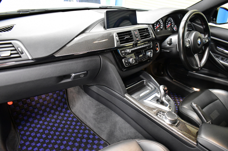BMW Mシリーズ M3ｾﾀﾞﾝ MDCT LCI後期 KW車高調(Ver3) ﾍｷｻｺﾞﾅﾙLEDﾍｯﾄﾞﾗｲﾄ ﾋｰﾀｰ付黒革 ｶｰﾎﾞﾝﾙｰﾌ&ｲﾝﾃﾘｱ&Fﾘｯﾌﾟ ﾀｯﾁﾊﾟﾈﾙﾅﾋﾞﾊｰﾏﾝｶｰﾄﾞﾝ  ﾌﾙｾｸﾞBｶﾒﾗ前後PDC HUD 7速DCT ｵﾌﾟｼｮﾝ19AW 衝突軽減ﾌﾞﾚｰｷ 車線変更&車線逸脱&歩行者警告 2年保証