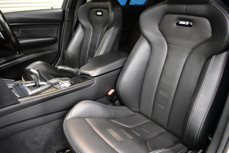 BMW Mシリーズ M3ｾﾀﾞﾝ MDCT LCI後期 KW車高調(Ver3) ﾍｷｻｺﾞﾅﾙLEDﾍｯﾄﾞﾗｲﾄ ﾋｰﾀｰ付黒革 ｶｰﾎﾞﾝﾙｰﾌ&ｲﾝﾃﾘｱ&Fﾘｯﾌﾟ ﾀｯﾁﾊﾟﾈﾙﾅﾋﾞﾊｰﾏﾝｶｰﾄﾞﾝ  ﾌﾙｾｸﾞBｶﾒﾗ前後PDC HUD 7速DCT ｵﾌﾟｼｮﾝ19AW 衝突軽減ﾌﾞﾚｰｷ 車線変更&車線逸脱&歩行者警告 2年保証