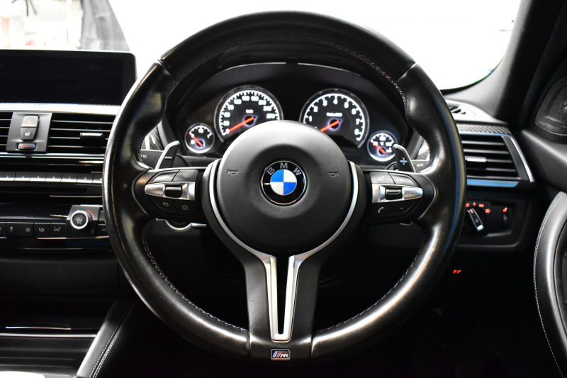 BMW Mシリーズ M3ｾﾀﾞﾝ MDCT LCI後期 KW車高調(Ver3) ﾍｷｻｺﾞﾅﾙLEDﾍｯﾄﾞﾗｲﾄ ﾋｰﾀｰ付黒革 ｶｰﾎﾞﾝﾙｰﾌ&ｲﾝﾃﾘｱ&Fﾘｯﾌﾟ ﾀｯﾁﾊﾟﾈﾙﾅﾋﾞﾊｰﾏﾝｶｰﾄﾞﾝ  ﾌﾙｾｸﾞBｶﾒﾗ前後PDC HUD 7速DCT ｵﾌﾟｼｮﾝ19AW 衝突軽減ﾌﾞﾚｰｷ 車線変更&車線逸脱&歩行者警告 2年保証
