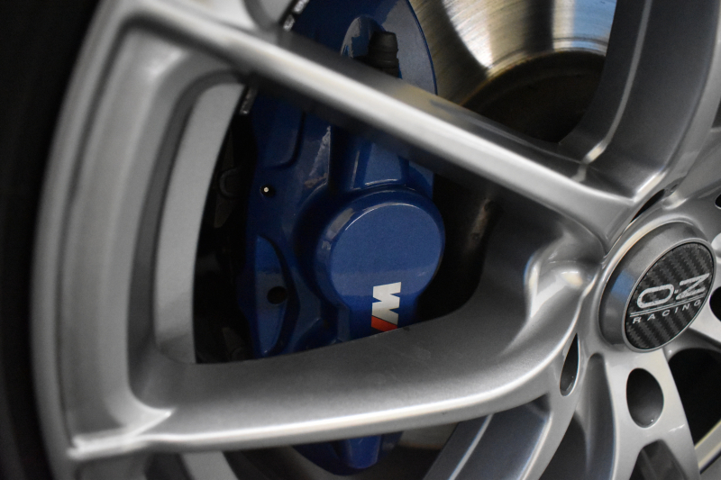 BMW 1シリーズ M140i LCI後期 直6ﾀｰﾎﾞ 340馬力 LEDﾍｯﾄﾞﾗｲﾄ&ﾃｰﾙ ﾋｰﾀｰ付赤革 ｱﾀﾞﾌﾟﾃｨﾌﾞMｻｽ 大型ﾌﾞﾚｰｷｼｽﾃﾑ 車線逸脱&歩行者警告 衝突軽減ﾌﾞﾚｰｷ 横ﾒﾆｭｰﾀｯﾁﾊﾟｯﾄﾞiﾄﾞﾗｲﾌﾞBｶﾒﾗ Pｱｼｽﾄ ｸﾙｺﾝ ﾊﾟﾄﾞﾙｼﾌﾄ ｽﾏｰﾄｷｰ 2年保証