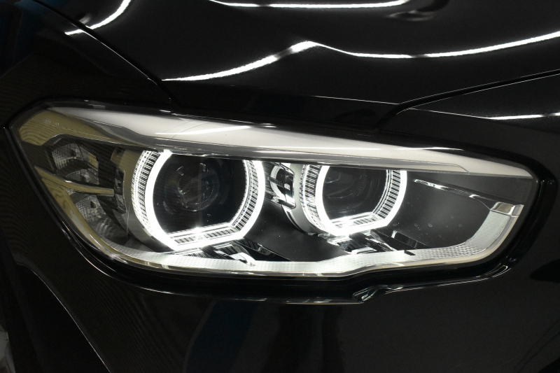 BMW 1シリーズ M140i LCI後期 直6ﾀｰﾎﾞ 340馬力 LEDﾍｯﾄﾞﾗｲﾄ&ﾃｰﾙ ﾋｰﾀｰ付赤革 ｱﾀﾞﾌﾟﾃｨﾌﾞMｻｽ 大型ﾌﾞﾚｰｷｼｽﾃﾑ 車線逸脱&歩行者警告 衝突軽減ﾌﾞﾚｰｷ 横ﾒﾆｭｰﾀｯﾁﾊﾟｯﾄﾞiﾄﾞﾗｲﾌﾞBｶﾒﾗ Pｱｼｽﾄ ｸﾙｺﾝ ﾊﾟﾄﾞﾙｼﾌﾄ ｽﾏｰﾄｷｰ 2年保証