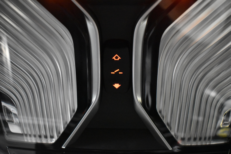 BMW 7シリーズ 740d XﾄﾞﾗｲﾌﾞMｽﾎﾟｰﾂ  4WD ｻﾝﾙｰﾌ ﾚｰｻﾞｰLED 3DﾃﾞｻﾞｲﾝFﾘｯﾌﾟｽﾎﾟｲﾗ ﾘﾓｰﾄP Fﾏｯｻｰｼﾞ&ﾍﾞﾝﾁﾚｰｼｮﾝ全席ﾋｰﾀｰ付黒革 ACC HUD ﾊｰﾏﾝｶｰﾄﾞﾝ ｼﾞｪｽﾁｬｰｺﾝﾄﾛｰﾙ ﾀｯﾁﾊﾟﾈﾙ対応HDDﾅﾋﾞ3Dﾋﾞｭｰ 車線変更&逸脱警告 液晶ﾒｰﾀｰ 電動ﾄﾗﾝｸ 2年保証