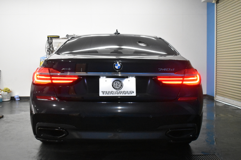 BMW 7シリーズ 740d XﾄﾞﾗｲﾌﾞMｽﾎﾟｰﾂ  4WD ｻﾝﾙｰﾌ ﾚｰｻﾞｰLED 3DﾃﾞｻﾞｲﾝFﾘｯﾌﾟｽﾎﾟｲﾗ ﾘﾓｰﾄP Fﾏｯｻｰｼﾞ&ﾍﾞﾝﾁﾚｰｼｮﾝ全席ﾋｰﾀｰ付黒革 ACC HUD ﾊｰﾏﾝｶｰﾄﾞﾝ ｼﾞｪｽﾁｬｰｺﾝﾄﾛｰﾙ ﾀｯﾁﾊﾟﾈﾙ対応HDDﾅﾋﾞ3Dﾋﾞｭｰ 車線変更&逸脱警告 液晶ﾒｰﾀｰ 電動ﾄﾗﾝｸ 2年保証