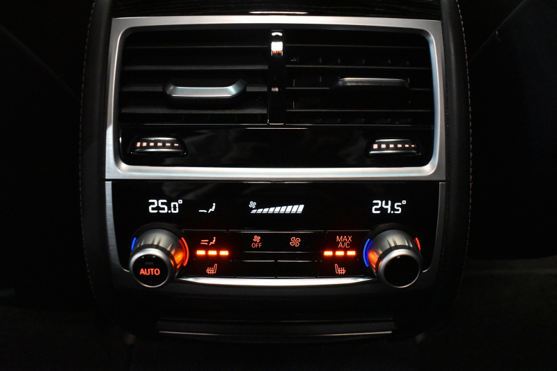 BMW 7シリーズ 740d XﾄﾞﾗｲﾌﾞMｽﾎﾟｰﾂ  4WD ｻﾝﾙｰﾌ ﾚｰｻﾞｰLED 3DﾃﾞｻﾞｲﾝFﾘｯﾌﾟｽﾎﾟｲﾗ ﾘﾓｰﾄP Fﾏｯｻｰｼﾞ&ﾍﾞﾝﾁﾚｰｼｮﾝ全席ﾋｰﾀｰ付黒革 ACC HUD ﾊｰﾏﾝｶｰﾄﾞﾝ ｼﾞｪｽﾁｬｰｺﾝﾄﾛｰﾙ ﾀｯﾁﾊﾟﾈﾙ対応HDDﾅﾋﾞ3Dﾋﾞｭｰ 車線変更&逸脱警告 液晶ﾒｰﾀｰ 電動ﾄﾗﾝｸ 2年保証