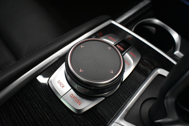 BMW 7シリーズ 740d XﾄﾞﾗｲﾌﾞMｽﾎﾟｰﾂ  4WD ｻﾝﾙｰﾌ ﾚｰｻﾞｰLED 3DﾃﾞｻﾞｲﾝFﾘｯﾌﾟｽﾎﾟｲﾗ ﾘﾓｰﾄP Fﾏｯｻｰｼﾞ&ﾍﾞﾝﾁﾚｰｼｮﾝ全席ﾋｰﾀｰ付黒革 ACC HUD ﾊｰﾏﾝｶｰﾄﾞﾝ ｼﾞｪｽﾁｬｰｺﾝﾄﾛｰﾙ ﾀｯﾁﾊﾟﾈﾙ対応HDDﾅﾋﾞ3Dﾋﾞｭｰ 車線変更&逸脱警告 液晶ﾒｰﾀｰ 電動ﾄﾗﾝｸ 2年保証