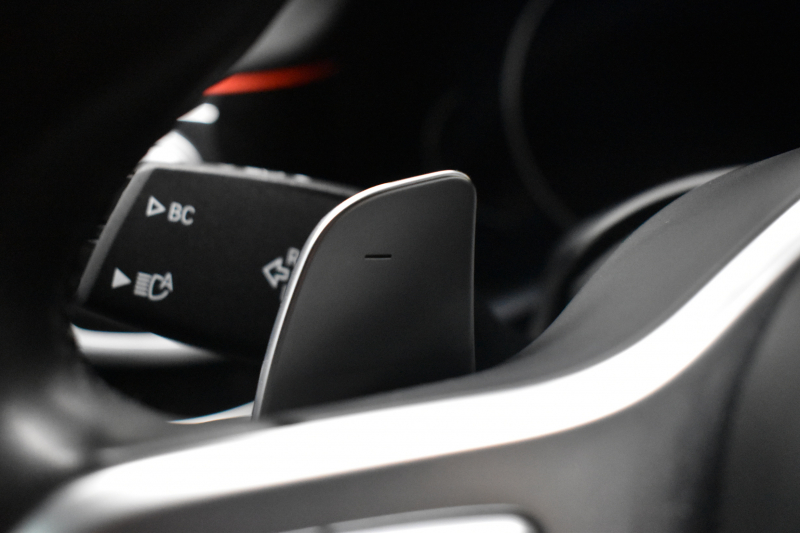 BMW 7シリーズ 740d XﾄﾞﾗｲﾌﾞMｽﾎﾟｰﾂ  4WD ｻﾝﾙｰﾌ ﾚｰｻﾞｰLED 3DﾃﾞｻﾞｲﾝFﾘｯﾌﾟｽﾎﾟｲﾗ ﾘﾓｰﾄP Fﾏｯｻｰｼﾞ&ﾍﾞﾝﾁﾚｰｼｮﾝ全席ﾋｰﾀｰ付黒革 ACC HUD ﾊｰﾏﾝｶｰﾄﾞﾝ ｼﾞｪｽﾁｬｰｺﾝﾄﾛｰﾙ ﾀｯﾁﾊﾟﾈﾙ対応HDDﾅﾋﾞ3Dﾋﾞｭｰ 車線変更&逸脱警告 液晶ﾒｰﾀｰ 電動ﾄﾗﾝｸ 2年保証