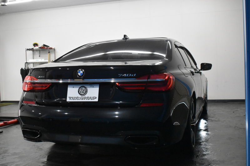 BMW 7シリーズ 740d XﾄﾞﾗｲﾌﾞMｽﾎﾟｰﾂ  4WD ｻﾝﾙｰﾌ ﾚｰｻﾞｰLED 3DﾃﾞｻﾞｲﾝFﾘｯﾌﾟｽﾎﾟｲﾗ ﾘﾓｰﾄP Fﾏｯｻｰｼﾞ&ﾍﾞﾝﾁﾚｰｼｮﾝ全席ﾋｰﾀｰ付黒革 ACC HUD ﾊｰﾏﾝｶｰﾄﾞﾝ ｼﾞｪｽﾁｬｰｺﾝﾄﾛｰﾙ ﾀｯﾁﾊﾟﾈﾙ対応HDDﾅﾋﾞ3Dﾋﾞｭｰ 車線変更&逸脱警告 液晶ﾒｰﾀｰ 電動ﾄﾗﾝｸ 2年保証