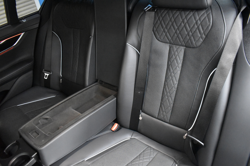 BMW 7シリーズ 740d XﾄﾞﾗｲﾌﾞMｽﾎﾟｰﾂ  4WD ｻﾝﾙｰﾌ ﾚｰｻﾞｰLED 3DﾃﾞｻﾞｲﾝFﾘｯﾌﾟｽﾎﾟｲﾗ ﾘﾓｰﾄP Fﾏｯｻｰｼﾞ&ﾍﾞﾝﾁﾚｰｼｮﾝ全席ﾋｰﾀｰ付黒革 ACC HUD ﾊｰﾏﾝｶｰﾄﾞﾝ ｼﾞｪｽﾁｬｰｺﾝﾄﾛｰﾙ ﾀｯﾁﾊﾟﾈﾙ対応HDDﾅﾋﾞ3Dﾋﾞｭｰ 車線変更&逸脱警告 液晶ﾒｰﾀｰ 電動ﾄﾗﾝｸ 2年保証