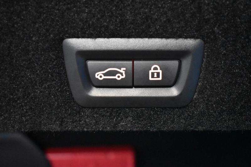 BMW 7シリーズ 740d XﾄﾞﾗｲﾌﾞMｽﾎﾟｰﾂ  4WD ｻﾝﾙｰﾌ ﾚｰｻﾞｰLED 3DﾃﾞｻﾞｲﾝFﾘｯﾌﾟｽﾎﾟｲﾗ ﾘﾓｰﾄP Fﾏｯｻｰｼﾞ&ﾍﾞﾝﾁﾚｰｼｮﾝ全席ﾋｰﾀｰ付黒革 ACC HUD ﾊｰﾏﾝｶｰﾄﾞﾝ ｼﾞｪｽﾁｬｰｺﾝﾄﾛｰﾙ ﾀｯﾁﾊﾟﾈﾙ対応HDDﾅﾋﾞ3Dﾋﾞｭｰ 車線変更&逸脱警告 液晶ﾒｰﾀｰ 電動ﾄﾗﾝｸ 2年保証