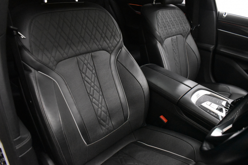 BMW 7シリーズ 750i Mｽﾎﾟｰﾂ V8 ｻﾝR Fﾏｯｻｰｼﾞ&ﾍﾞﾝﾁﾚｰｼｮﾝ 全席ﾋｰﾀｰ付黒革 ﾚｰｻﾞｰLED  液晶ｷｰ ﾘﾓｰﾄｺﾝﾄﾛｰﾙﾊﾟｰｷﾝｸﾞ 追従ACC HUD ﾊｰﾏﾝｶｰﾄﾞﾝ ｼﾞｪｽﾁｬｰｺﾝﾄﾛｰﾙ ﾀｯﾁﾊﾟﾈﾙ対応HDDﾅﾋﾞ3Dﾋﾞｭｰ Bｶﾒﾗ 車線変更&逸脱&歩行者警告 液晶ﾒｰﾀｰ 電動ﾄﾗﾝｸ 2年保証