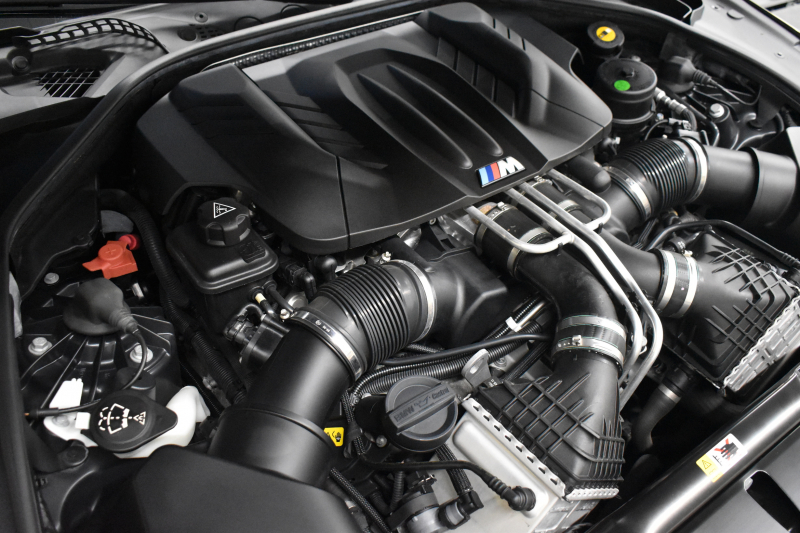 BMW Mシリーズ M6ｸﾞﾗﾝｸｰﾍﾟ MDCT 正規D車 左H ｶｰﾎﾞﾝﾙｰﾌ 7速DCT LEDﾍｯﾄﾞﾗｲﾄ ﾋｰﾀｰ付ｼﾙﾊﾞｰｽﾄｰﾝﾚｻﾞｰ 衝突軽減B 車線逸脱&歩行者警告 可変Mｻｽ Mﾌﾞﾚｰｷ HUD 20AW TOPﾋﾞｭｰ Bｶﾒﾗ ｿﾌﾄｸﾛｰｽﾞﾄﾞｱ 電動Rｻﾝｼｪｰﾄﾞ 2年保証