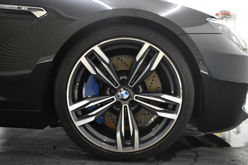 BMW Mシリーズ M6ｸﾞﾗﾝｸｰﾍﾟ MDCT 正規D車 左H ｶｰﾎﾞﾝﾙｰﾌ 7速DCT LEDﾍｯﾄﾞﾗｲﾄ ﾋｰﾀｰ付ｼﾙﾊﾞｰｽﾄｰﾝﾚｻﾞｰ 衝突軽減B 車線逸脱&歩行者警告 可変Mｻｽ Mﾌﾞﾚｰｷ HUD 20AW TOPﾋﾞｭｰ Bｶﾒﾗ ｿﾌﾄｸﾛｰｽﾞﾄﾞｱ 電動Rｻﾝｼｪｰﾄﾞ 2年保証