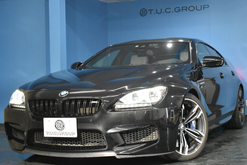BMW Mシリーズ M6ｸﾞﾗﾝｸｰﾍﾟ MDCT 正規D車 左H ｶｰﾎﾞﾝﾙｰﾌ 7速DCT LEDﾍｯﾄﾞﾗｲﾄ ﾋｰﾀｰ付ｼﾙﾊﾞｰｽﾄｰﾝﾚｻﾞｰ 衝突軽減B 車線逸脱&歩行者警告 可変Mｻｽ Mﾌﾞﾚｰｷ HUD 20AW TOPﾋﾞｭｰ Bｶﾒﾗ ｿﾌﾄｸﾛｰｽﾞﾄﾞｱ 電動Rｻﾝｼｪｰﾄﾞ 2年保証