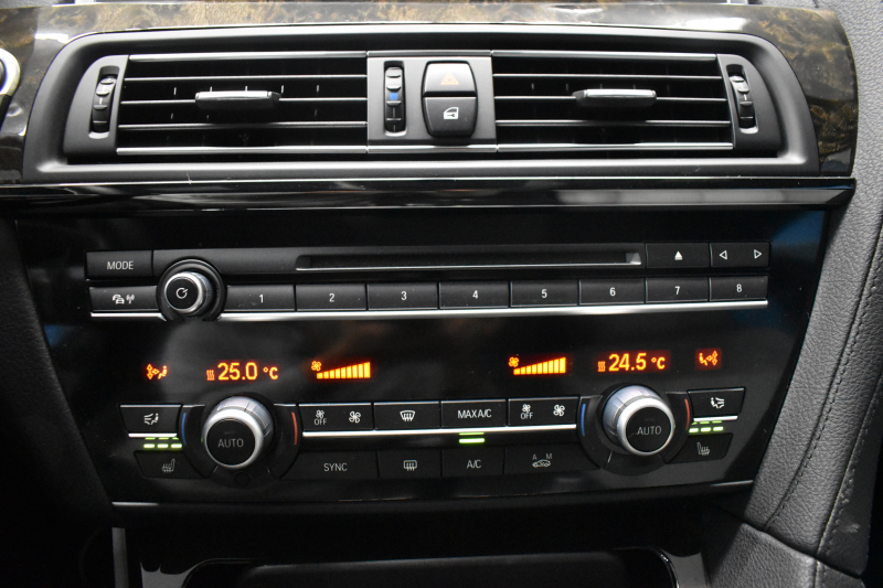 BMW Mシリーズ M6ｸﾞﾗﾝｸｰﾍﾟ MDCT 正規D車 左H ｶｰﾎﾞﾝﾙｰﾌ 7速DCT LEDﾍｯﾄﾞﾗｲﾄ ﾋｰﾀｰ付ｼﾙﾊﾞｰｽﾄｰﾝﾚｻﾞｰ 衝突軽減B 車線逸脱&歩行者警告 可変Mｻｽ Mﾌﾞﾚｰｷ HUD 20AW TOPﾋﾞｭｰ Bｶﾒﾗ ｿﾌﾄｸﾛｰｽﾞﾄﾞｱ 電動Rｻﾝｼｪｰﾄﾞ 2年保証