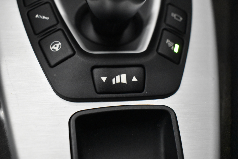 BMW Mシリーズ M6ｸﾞﾗﾝｸｰﾍﾟ MDCT 正規D車 左H ｶｰﾎﾞﾝﾙｰﾌ 7速DCT LEDﾍｯﾄﾞﾗｲﾄ ﾋｰﾀｰ付ｼﾙﾊﾞｰｽﾄｰﾝﾚｻﾞｰ 衝突軽減B 車線逸脱&歩行者警告 可変Mｻｽ Mﾌﾞﾚｰｷ HUD 20AW TOPﾋﾞｭｰ Bｶﾒﾗ ｿﾌﾄｸﾛｰｽﾞﾄﾞｱ 電動Rｻﾝｼｪｰﾄﾞ 2年保証