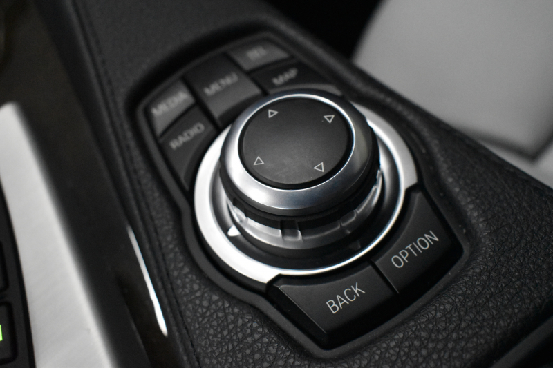 BMW Mシリーズ M6ｸﾞﾗﾝｸｰﾍﾟ MDCT 正規D車 左H ｶｰﾎﾞﾝﾙｰﾌ 7速DCT LEDﾍｯﾄﾞﾗｲﾄ ﾋｰﾀｰ付ｼﾙﾊﾞｰｽﾄｰﾝﾚｻﾞｰ 衝突軽減B 車線逸脱&歩行者警告 可変Mｻｽ Mﾌﾞﾚｰｷ HUD 20AW TOPﾋﾞｭｰ Bｶﾒﾗ ｿﾌﾄｸﾛｰｽﾞﾄﾞｱ 電動Rｻﾝｼｪｰﾄﾞ 2年保証