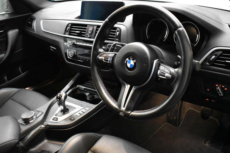 BMW Mシリーズ M2 ｺﾝﾍﾟﾃｨｼｮﾝ MDCT 7速DCT LCI後期 ｱｸﾗﾎﾟ ﾋﾞｯﾁﾏﾌﾗｰ ｱﾀﾞﾌﾟﾃｨﾌﾞﾍｷｻｺﾞﾅﾙLEDﾍｯﾄﾞﾗｲﾄ&ﾃｰﾙ ﾋｰﾀｰ付黒革 ﾀｯﾁﾊﾟﾈﾙHDDﾅﾋﾞ 19AW 車線逸脱&歩行者警告 衝突軽減ﾌﾞﾚｰｷ ｶｰﾎﾞﾝｲﾝﾃﾘｱ Bｶﾒﾗ iｽﾄｯﾌﾟ ｽﾏｰﾄｷｰ 2年保証
