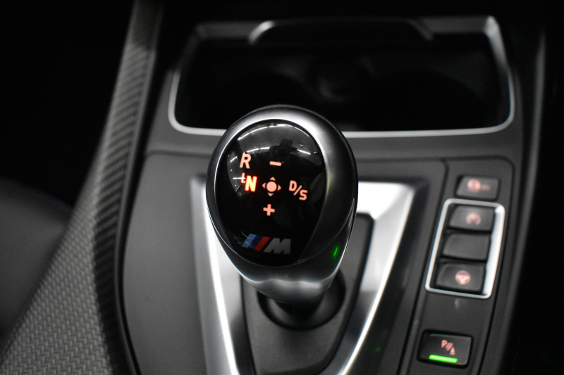 BMW Mシリーズ M2 ｺﾝﾍﾟﾃｨｼｮﾝ MDCT 7速DCT LCI後期 ｱｸﾗﾎﾟ ﾋﾞｯﾁﾏﾌﾗｰ ｱﾀﾞﾌﾟﾃｨﾌﾞﾍｷｻｺﾞﾅﾙLEDﾍｯﾄﾞﾗｲﾄ&ﾃｰﾙ ﾋｰﾀｰ付黒革 ﾀｯﾁﾊﾟﾈﾙHDDﾅﾋﾞ 19AW 車線逸脱&歩行者警告 衝突軽減ﾌﾞﾚｰｷ ｶｰﾎﾞﾝｲﾝﾃﾘｱ Bｶﾒﾗ iｽﾄｯﾌﾟ ｽﾏｰﾄｷｰ 2年保証