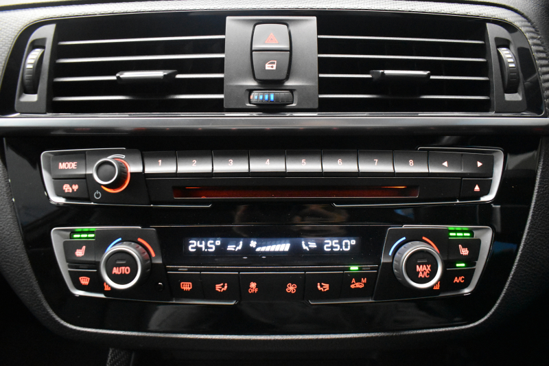 BMW Mシリーズ M2 ｺﾝﾍﾟﾃｨｼｮﾝ MDCT 7速DCT LCI後期 ｱｸﾗﾎﾟ ﾋﾞｯﾁﾏﾌﾗｰ ｱﾀﾞﾌﾟﾃｨﾌﾞﾍｷｻｺﾞﾅﾙLEDﾍｯﾄﾞﾗｲﾄ&ﾃｰﾙ ﾋｰﾀｰ付黒革 ﾀｯﾁﾊﾟﾈﾙHDDﾅﾋﾞ 19AW 車線逸脱&歩行者警告 衝突軽減ﾌﾞﾚｰｷ ｶｰﾎﾞﾝｲﾝﾃﾘｱ Bｶﾒﾗ iｽﾄｯﾌﾟ ｽﾏｰﾄｷｰ 2年保証