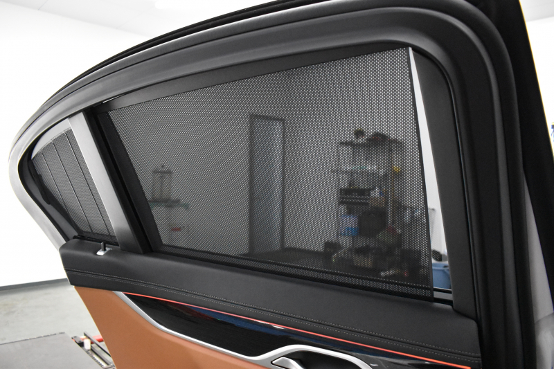 BMW 7シリーズ 740i Mｽﾎﾟｰﾂ ﾘｱｺﾝﾌｫｰﾄP ﾘｱｴﾝﾀｰﾃｲﾒﾝﾄ 後席ﾓﾆﾀｰ ﾃﾞｨｽﾌﾟﾚｲｷｰ ﾘﾓｰﾄ駐車 ｻﾝﾙｰﾌ ﾚｰｻﾞｰLED 前席ﾏｯｻｰｼﾞ全席ﾋｰﾀｰ&ﾍﾞﾝﾁﾚｰｼｮﾝ付茶革 ACC HUD ﾊｰﾏﾝｶｰﾄﾞﾝ ｼﾞｪｽﾁｬｰｺﾝﾄﾛｰﾙ ﾀｯﾁﾊﾟﾈﾙﾅﾋﾞ3Dﾋﾞｭｰ LCW 液晶ﾒｰﾀｰ 2年保証