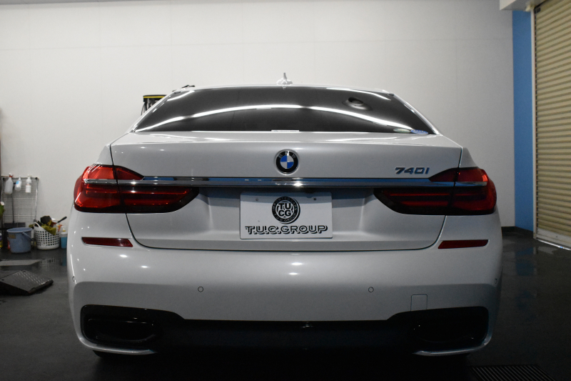 BMW 7シリーズ 740i Mｽﾎﾟｰﾂ ﾘｱｺﾝﾌｫｰﾄP ﾘｱｴﾝﾀｰﾃｲﾒﾝﾄ 後席ﾓﾆﾀｰ ﾃﾞｨｽﾌﾟﾚｲｷｰ ﾘﾓｰﾄ駐車 ｻﾝﾙｰﾌ ﾚｰｻﾞｰLED 前席ﾏｯｻｰｼﾞ全席ﾋｰﾀｰ&ﾍﾞﾝﾁﾚｰｼｮﾝ付茶革 ACC HUD ﾊｰﾏﾝｶｰﾄﾞﾝ ｼﾞｪｽﾁｬｰｺﾝﾄﾛｰﾙ ﾀｯﾁﾊﾟﾈﾙﾅﾋﾞ3Dﾋﾞｭｰ LCW 液晶ﾒｰﾀｰ 2年保証