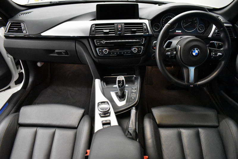 BMW 4シリーズ 435i ｶﾌﾞﾘｵﾚMｽﾎﾟｰﾂ ｱﾄﾞﾊﾞﾝｽﾄﾞｱｸﾃｨﾌﾞｾｰﾌﾃｨｰP Mﾊﾟﾌｫ-ﾏﾝｽ20AW 追従ACC HUD 直6ﾀｰﾎﾞ 電動ﾒﾀﾙﾙｰﾌ ﾋｰﾀｰ付黒革ｴｱｶﾗｰ LEDﾍｯﾄﾞﾗｲﾄ 車線逸脱&歩行者警告 衝突軽減B ﾌﾙｾｸﾞﾅﾋﾞBｶﾒﾗ前後PDC ｽﾏｰﾄｷｰ 2年保証