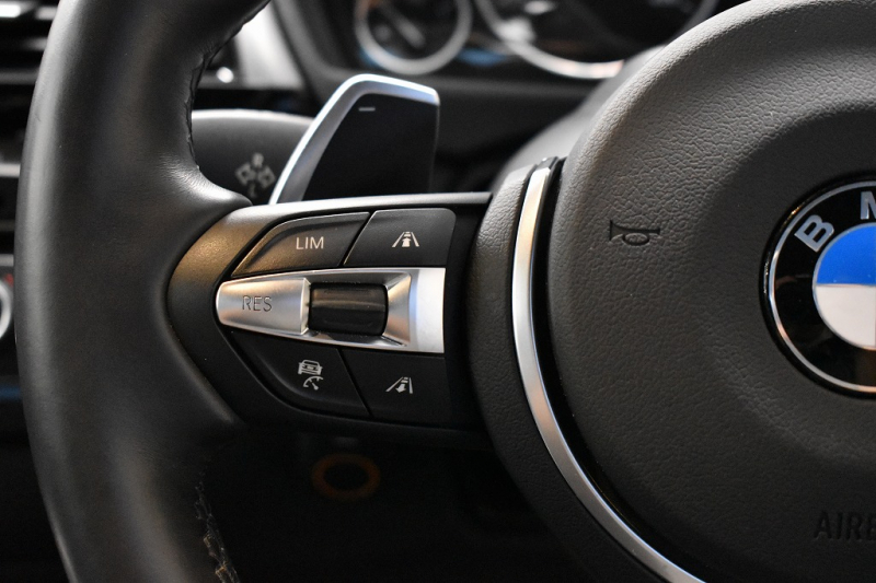 BMW 4シリーズ 435i ｶﾌﾞﾘｵﾚMｽﾎﾟｰﾂ ｱﾄﾞﾊﾞﾝｽﾄﾞｱｸﾃｨﾌﾞｾｰﾌﾃｨｰP Mﾊﾟﾌｫ-ﾏﾝｽ20AW 追従ACC HUD 直6ﾀｰﾎﾞ 電動ﾒﾀﾙﾙｰﾌ ﾋｰﾀｰ付黒革ｴｱｶﾗｰ LEDﾍｯﾄﾞﾗｲﾄ 車線逸脱&歩行者警告 衝突軽減B ﾌﾙｾｸﾞﾅﾋﾞBｶﾒﾗ前後PDC ｽﾏｰﾄｷｰ 2年保証