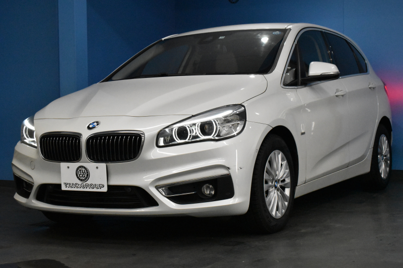 BMW 2シリーズ 218dｱｸﾃｨﾌﾞﾂｱﾗｰ ﾗｸﾞｼﾞｭｱﾘｰ ｱﾄﾞﾊﾞﾝｽﾄﾞｱｸﾃｨﾌﾞｾｰﾌﾃｨｰP 追従ACC HUD ﾋｰﾀｰ付ﾍﾞｰｼﾞｭﾚｻﾞｰ ﾀｯﾁﾊﾟﾈﾙﾅﾋﾞBｶﾒﾗ ﾘｱPDC LEDﾍｯﾄﾞﾗｲﾄ 衝突軽減ﾌﾞﾚｰｷ 車線逸脱&歩行者警告 電動開閉Rｹﾞｰﾄ ｽﾏｰﾄｷｰ 2年保証