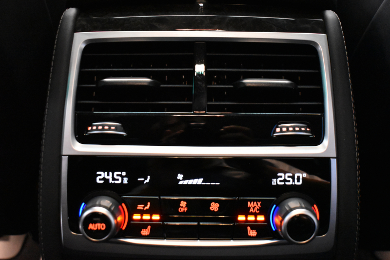 BMW 7シリーズ 740i ﾌﾟﾗｽP ｻﾝﾙｰﾌ ﾚｰｻﾞｰLEDﾗｲﾄ Fﾏｯｻｰｼﾞ&ﾍﾞﾝﾁﾚｰｼｮﾝ 全席ﾋｰﾀｰ付黒革 追従ACC HUD ﾊｰﾏﾝｶｰﾄﾞﾝ ｼﾞｪｽﾁｬｰｺﾝﾄﾛｰﾙ ﾀｯﾁﾊﾟﾈﾙ対応HDDﾅﾋﾞ3Dﾋﾞｭｰ Bｶﾒﾗ 車線変更&逸脱&歩行者警告 液晶ﾒｰﾀｰ 19AW 電動ﾄﾗﾝｸ Bｶﾒﾗ 2年保証