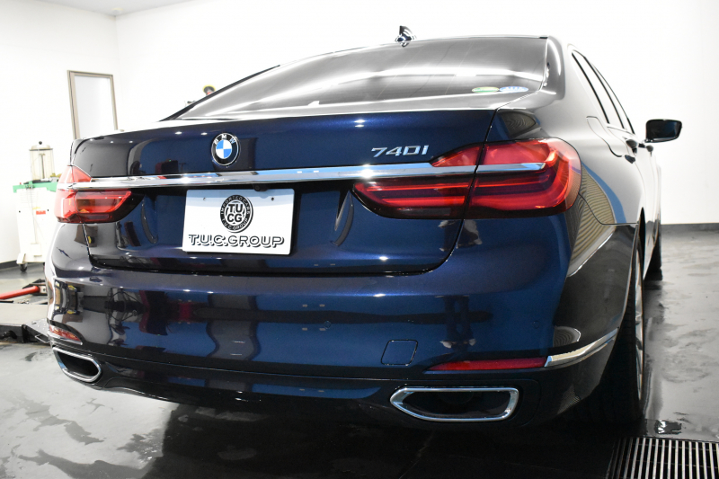 BMW 7シリーズ 740i ﾌﾟﾗｽP ｻﾝﾙｰﾌ ﾚｰｻﾞｰLEDﾗｲﾄ Fﾏｯｻｰｼﾞ&ﾍﾞﾝﾁﾚｰｼｮﾝ 全席ﾋｰﾀｰ付黒革 追従ACC HUD ﾊｰﾏﾝｶｰﾄﾞﾝ ｼﾞｪｽﾁｬｰｺﾝﾄﾛｰﾙ ﾀｯﾁﾊﾟﾈﾙ対応HDDﾅﾋﾞ3Dﾋﾞｭｰ Bｶﾒﾗ 車線変更&逸脱&歩行者警告 液晶ﾒｰﾀｰ 19AW 電動ﾄﾗﾝｸ Bｶﾒﾗ 2年保証