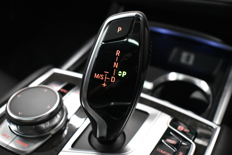 BMW 7シリーズ 740i ﾌﾟﾗｽP ｻﾝﾙｰﾌ ﾚｰｻﾞｰLEDﾗｲﾄ Fﾏｯｻｰｼﾞ&ﾍﾞﾝﾁﾚｰｼｮﾝ 全席ﾋｰﾀｰ付黒革 追従ACC HUD ﾊｰﾏﾝｶｰﾄﾞﾝ ｼﾞｪｽﾁｬｰｺﾝﾄﾛｰﾙ ﾀｯﾁﾊﾟﾈﾙ対応HDDﾅﾋﾞ3Dﾋﾞｭｰ Bｶﾒﾗ 車線変更&逸脱&歩行者警告 液晶ﾒｰﾀｰ 19AW 電動ﾄﾗﾝｸ Bｶﾒﾗ 2年保証