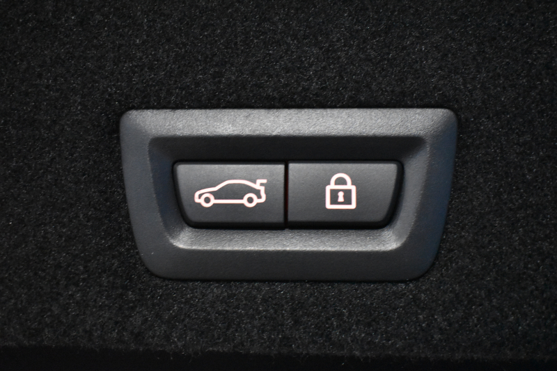 BMW 7シリーズ 740i ﾌﾟﾗｽP ｻﾝﾙｰﾌ ﾚｰｻﾞｰLEDﾗｲﾄ Fﾏｯｻｰｼﾞ&ﾍﾞﾝﾁﾚｰｼｮﾝ 全席ﾋｰﾀｰ付黒革 追従ACC HUD ﾊｰﾏﾝｶｰﾄﾞﾝ ｼﾞｪｽﾁｬｰｺﾝﾄﾛｰﾙ ﾀｯﾁﾊﾟﾈﾙ対応HDDﾅﾋﾞ3Dﾋﾞｭｰ Bｶﾒﾗ 車線変更&逸脱&歩行者警告 液晶ﾒｰﾀｰ 19AW 電動ﾄﾗﾝｸ Bｶﾒﾗ 2年保証