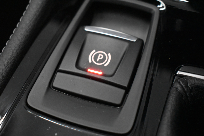 BMW 2シリーズ 220iｸﾞﾗﾝﾂｱﾗｰ ﾗｸﾞｼﾞｭｱﾘｰ 3列ｼｰﾄ 7人乗り ｱﾄﾞﾊﾞﾝｽﾄﾞｱｸﾃｨﾌﾞｾｰﾌﾃｨｰP 追従ACC HUD ﾋｰﾀｰ付黒革 LEDﾍｯﾄﾞﾗｲﾄ 衝突軽減ﾌﾞﾚｰｷ 車線逸脱&歩行者警告 ﾀｯﾁﾊﾟｯﾄﾞﾅﾋﾞ 前後PDC Bｶﾒﾗ 電動ﾄﾗﾝｸ ﾊﾟｰｷﾝｸﾞｱｼｽﾄ 17AW ｽﾏｰﾄｷｰ 2年保証