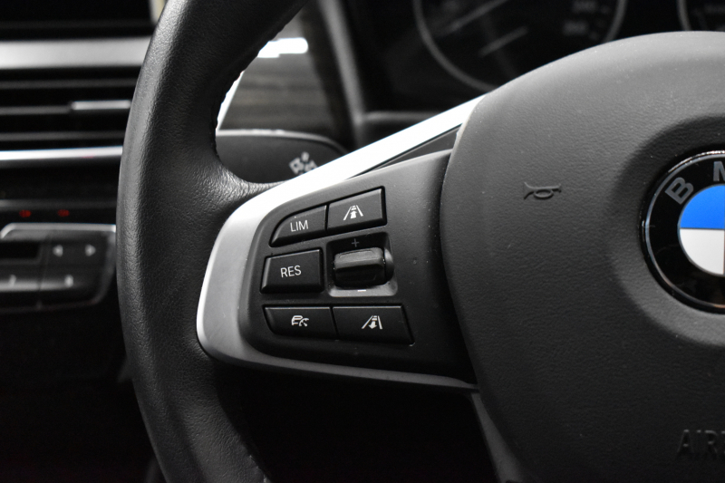 BMW 2シリーズ 220iｸﾞﾗﾝﾂｱﾗｰ ﾗｸﾞｼﾞｭｱﾘｰ 3列ｼｰﾄ 7人乗り ｱﾄﾞﾊﾞﾝｽﾄﾞｱｸﾃｨﾌﾞｾｰﾌﾃｨｰP 追従ACC HUD ﾋｰﾀｰ付黒革 LEDﾍｯﾄﾞﾗｲﾄ 衝突軽減ﾌﾞﾚｰｷ 車線逸脱&歩行者警告 ﾀｯﾁﾊﾟｯﾄﾞﾅﾋﾞ 前後PDC Bｶﾒﾗ 電動ﾄﾗﾝｸ ﾊﾟｰｷﾝｸﾞｱｼｽﾄ 17AW ｽﾏｰﾄｷｰ 2年保証