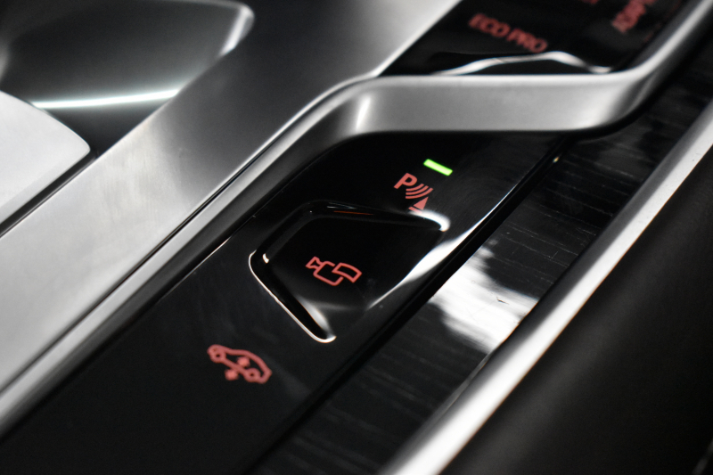 BMW 7シリーズ 740Ld Xﾄﾞﾗｲﾌﾞ Mｽﾎﾟｰﾂ ﾛﾝｸﾞ 後席ﾓﾆﾀｰ ﾊﾟﾉﾗﾏｻﾝR ﾚｰｻﾞｰLEDﾗｲﾄ 追従ACC HUD 全席ﾋｰﾀｰ&ﾍﾞﾝﾁﾚｰｼｮﾝ 前席ﾏｯｻｰｼﾞ付茶革 LCW ｼﾞｪｽﾁｬｰｺﾝﾄﾛｰﾙ対応ﾀｯﾁﾊﾟﾈﾙﾅﾋﾞ 3Dﾋﾞｭｰ ﾊｰﾏﾝｶｰﾄﾞﾝ ﾘﾓｰﾄ駐車 液晶ﾒｰﾀｰ 電動ﾄﾗﾝｸ 2年保証