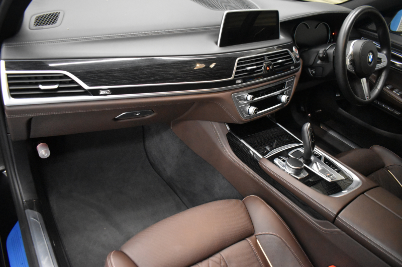 BMW 7シリーズ 740Ld Xﾄﾞﾗｲﾌﾞ Mｽﾎﾟｰﾂ ﾛﾝｸﾞ 後席ﾓﾆﾀｰ ﾊﾟﾉﾗﾏｻﾝR ﾚｰｻﾞｰLEDﾗｲﾄ 追従ACC HUD 全席ﾋｰﾀｰ&ﾍﾞﾝﾁﾚｰｼｮﾝ 前席ﾏｯｻｰｼﾞ付茶革 LCW ｼﾞｪｽﾁｬｰｺﾝﾄﾛｰﾙ対応ﾀｯﾁﾊﾟﾈﾙﾅﾋﾞ 3Dﾋﾞｭｰ ﾊｰﾏﾝｶｰﾄﾞﾝ ﾘﾓｰﾄ駐車 液晶ﾒｰﾀｰ 電動ﾄﾗﾝｸ 2年保証