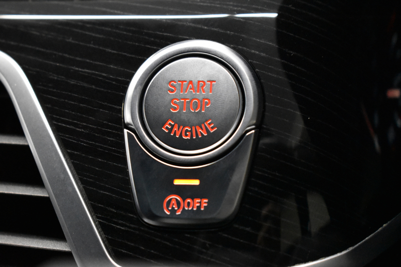 BMW 7シリーズ 740Ld Xﾄﾞﾗｲﾌﾞ Mｽﾎﾟｰﾂ ﾛﾝｸﾞ 後席ﾓﾆﾀｰ ﾊﾟﾉﾗﾏｻﾝR ﾚｰｻﾞｰLEDﾗｲﾄ 追従ACC HUD 全席ﾋｰﾀｰ&ﾍﾞﾝﾁﾚｰｼｮﾝ 前席ﾏｯｻｰｼﾞ付茶革 LCW ｼﾞｪｽﾁｬｰｺﾝﾄﾛｰﾙ対応ﾀｯﾁﾊﾟﾈﾙﾅﾋﾞ 3Dﾋﾞｭｰ ﾊｰﾏﾝｶｰﾄﾞﾝ ﾘﾓｰﾄ駐車 液晶ﾒｰﾀｰ 電動ﾄﾗﾝｸ 2年保証