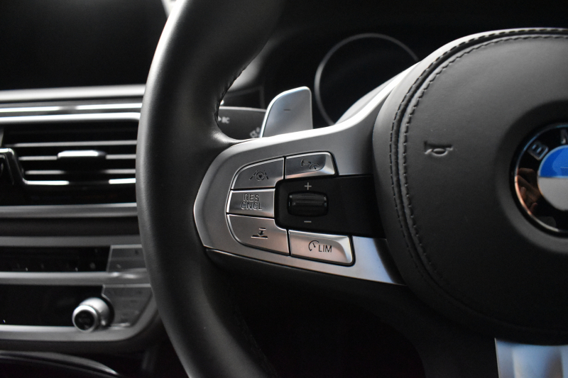 BMW 7シリーズ 740Ld Xﾄﾞﾗｲﾌﾞ Mｽﾎﾟｰﾂ ﾛﾝｸﾞ 後席ﾓﾆﾀｰ ﾊﾟﾉﾗﾏｻﾝR ﾚｰｻﾞｰLEDﾗｲﾄ 追従ACC HUD 全席ﾋｰﾀｰ&ﾍﾞﾝﾁﾚｰｼｮﾝ 前席ﾏｯｻｰｼﾞ付茶革 LCW ｼﾞｪｽﾁｬｰｺﾝﾄﾛｰﾙ対応ﾀｯﾁﾊﾟﾈﾙﾅﾋﾞ 3Dﾋﾞｭｰ ﾊｰﾏﾝｶｰﾄﾞﾝ ﾘﾓｰﾄ駐車 液晶ﾒｰﾀｰ 電動ﾄﾗﾝｸ 2年保証