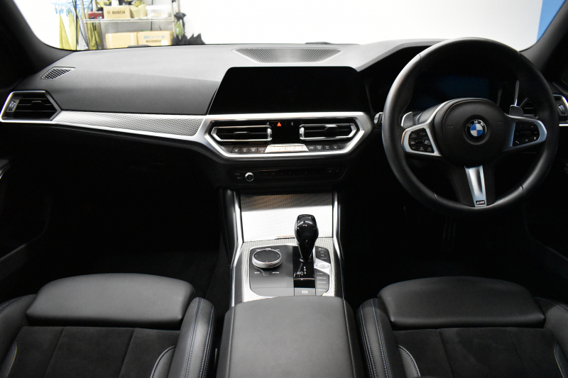 BMW 3シリーズ 320d xﾄﾞﾗｲﾌﾞ ﾂｰﾘﾝｸﾞMｽﾎﾟｰﾂ ｺﾝﾌｫｰﾄP 4WD  追従ACC ﾋｰﾀｰ付ﾊｰﾌﾚｻﾞｰ Pｱｼｽﾄﾌﾟﾗｽ 全周ｶﾒﾗ3Dﾋﾞｭｰ LEDﾍｯﾄﾞﾗｲﾄ 側面衝突&車線変更&逸脱&歩行車警告 後退ｱｼｽﾄ ｱｸﾃｨﾌﾞPDC緊急ﾌﾞﾚｰｷ ﾀｯﾁﾊﾟﾈﾙﾅﾋﾞ ｱｯﾌﾟﾙｶｰﾌﾟﾚｲ 電動ﾄﾗﾝｸ 2年保証