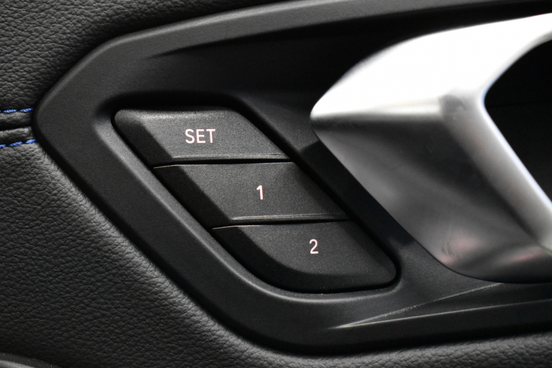 BMW 3シリーズ 320i Mｽﾎﾟｰﾂ G20型  ﾀｯﾁﾊﾟﾈﾙﾅﾋﾞ ｱｯﾌﾟﾙｶｰﾌﾟﾚｲ  追従ACC LEDﾍｯﾄﾞﾗｲﾄ 側面衝突&車線変更&逸脱&歩行車警告 液晶ﾒｰﾀｰ 後退ｱｼｽﾄ Pｱｼｽﾄ ｱｸﾃｨﾌﾞPDC緊急ﾌﾞﾚｰｷ  18AW 2年保証