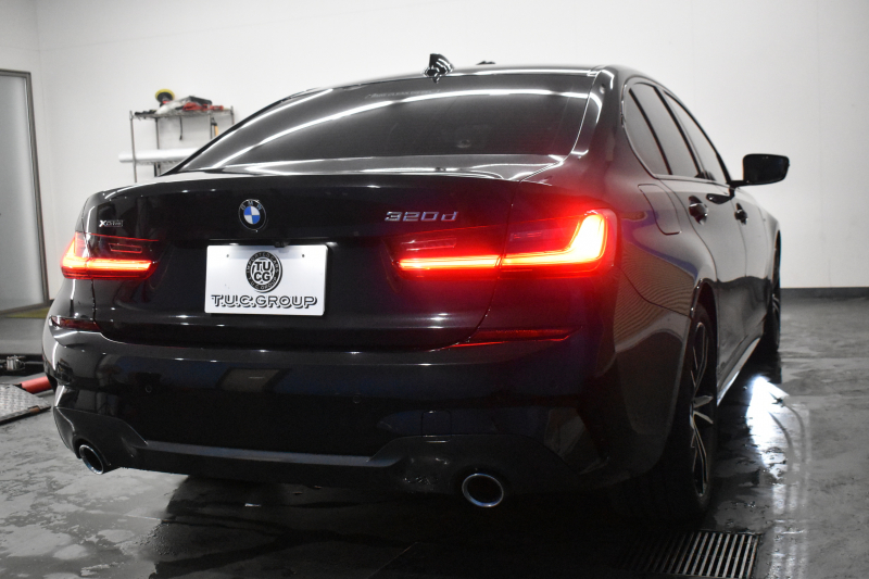 BMW 3シリーズ 320d Xﾄﾞﾗｲﾌﾞ Mｽﾎﾟｰﾂ 4WD ﾊｲﾗｲﾝ&ｺﾝﾌｫｰﾄP G20型 ﾋｰﾀｰ付黒革 ｵﾌﾟｼｮﾝ19AW 追従ACC LEDﾍｯﾄﾞﾗｲﾄ 側面衝突&車線変更&逸脱&歩行車警告 後退ｱｼｽﾄ Pｱｼｽﾄ ｱｸﾃｨﾌﾞPDC緊急ﾌﾞﾚｰｷ ﾀｯﾁﾊﾟﾈﾙﾅﾋﾞ ﾌﾙｾｸﾞ ｱｯﾌﾟﾙｶｰﾌﾟﾚｲ 電動ﾄﾗﾝｸ 2年保証