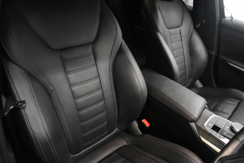 BMW 3シリーズ 320d Xﾄﾞﾗｲﾌﾞ Mｽﾎﾟｰﾂ 4WD ﾊｲﾗｲﾝ&ｺﾝﾌｫｰﾄP G20型 ﾋｰﾀｰ付黒革 ｵﾌﾟｼｮﾝ19AW 追従ACC LEDﾍｯﾄﾞﾗｲﾄ 側面衝突&車線変更&逸脱&歩行車警告 後退ｱｼｽﾄ Pｱｼｽﾄ ｱｸﾃｨﾌﾞPDC緊急ﾌﾞﾚｰｷ ﾀｯﾁﾊﾟﾈﾙﾅﾋﾞ ﾌﾙｾｸﾞ ｱｯﾌﾟﾙｶｰﾌﾟﾚｲ 電動ﾄﾗﾝｸ 2年保証