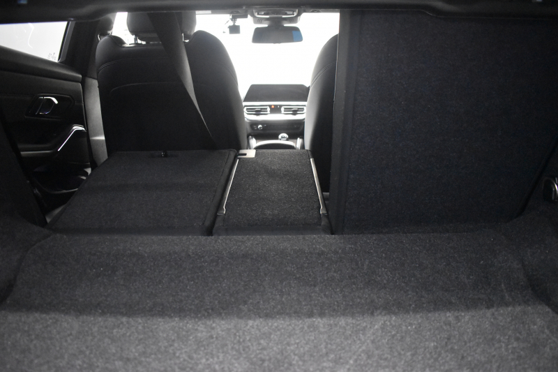 BMW 3シリーズ 320d Xﾄﾞﾗｲﾌﾞ Mｽﾎﾟｰﾂ 4WD ﾊｲﾗｲﾝ&ｺﾝﾌｫｰﾄP G20型 ﾋｰﾀｰ付黒革 ｵﾌﾟｼｮﾝ19AW 追従ACC LEDﾍｯﾄﾞﾗｲﾄ 側面衝突&車線変更&逸脱&歩行車警告 後退ｱｼｽﾄ Pｱｼｽﾄ ｱｸﾃｨﾌﾞPDC緊急ﾌﾞﾚｰｷ ﾀｯﾁﾊﾟﾈﾙﾅﾋﾞ ﾌﾙｾｸﾞ ｱｯﾌﾟﾙｶｰﾌﾟﾚｲ 電動ﾄﾗﾝｸ 2年保証