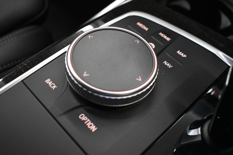 BMW 3シリーズ 320d Xﾄﾞﾗｲﾌﾞ Mｽﾎﾟｰﾂ 4WD ﾊｲﾗｲﾝ&ｺﾝﾌｫｰﾄP G20型 ﾋｰﾀｰ付黒革 ｵﾌﾟｼｮﾝ19AW 追従ACC LEDﾍｯﾄﾞﾗｲﾄ 側面衝突&車線変更&逸脱&歩行車警告 後退ｱｼｽﾄ Pｱｼｽﾄ ｱｸﾃｨﾌﾞPDC緊急ﾌﾞﾚｰｷ ﾀｯﾁﾊﾟﾈﾙﾅﾋﾞ ﾌﾙｾｸﾞ ｱｯﾌﾟﾙｶｰﾌﾟﾚｲ 電動ﾄﾗﾝｸ 2年保証