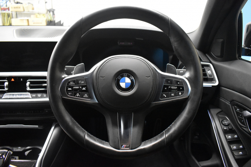 BMW 3シリーズ 320d Xﾄﾞﾗｲﾌﾞ Mｽﾎﾟｰﾂ 4WD ﾊｲﾗｲﾝ&ｺﾝﾌｫｰﾄP G20型 ﾋｰﾀｰ付黒革 ｵﾌﾟｼｮﾝ19AW 追従ACC LEDﾍｯﾄﾞﾗｲﾄ 側面衝突&車線変更&逸脱&歩行車警告 後退ｱｼｽﾄ Pｱｼｽﾄ ｱｸﾃｨﾌﾞPDC緊急ﾌﾞﾚｰｷ ﾀｯﾁﾊﾟﾈﾙﾅﾋﾞ ﾌﾙｾｸﾞ ｱｯﾌﾟﾙｶｰﾌﾟﾚｲ 電動ﾄﾗﾝｸ 2年保証