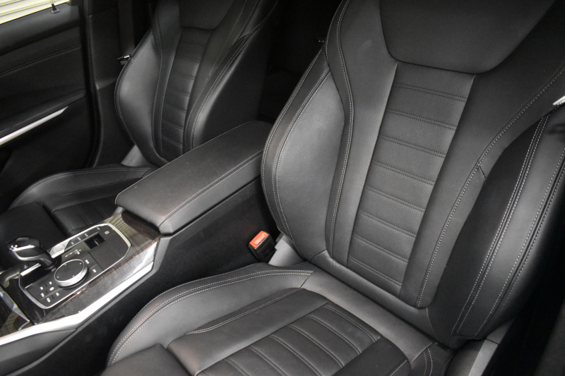 BMW 3シリーズ 320d Xﾄﾞﾗｲﾌﾞ Mｽﾎﾟｰﾂ 4WD ﾊｲﾗｲﾝ&ｺﾝﾌｫｰﾄP G20型 ﾋｰﾀｰ付黒革 ｵﾌﾟｼｮﾝ19AW 追従ACC LEDﾍｯﾄﾞﾗｲﾄ 側面衝突&車線変更&逸脱&歩行車警告 後退ｱｼｽﾄ Pｱｼｽﾄ ｱｸﾃｨﾌﾞPDC緊急ﾌﾞﾚｰｷ ﾀｯﾁﾊﾟﾈﾙﾅﾋﾞ ﾌﾙｾｸﾞ ｱｯﾌﾟﾙｶｰﾌﾟﾚｲ 電動ﾄﾗﾝｸ 2年保証