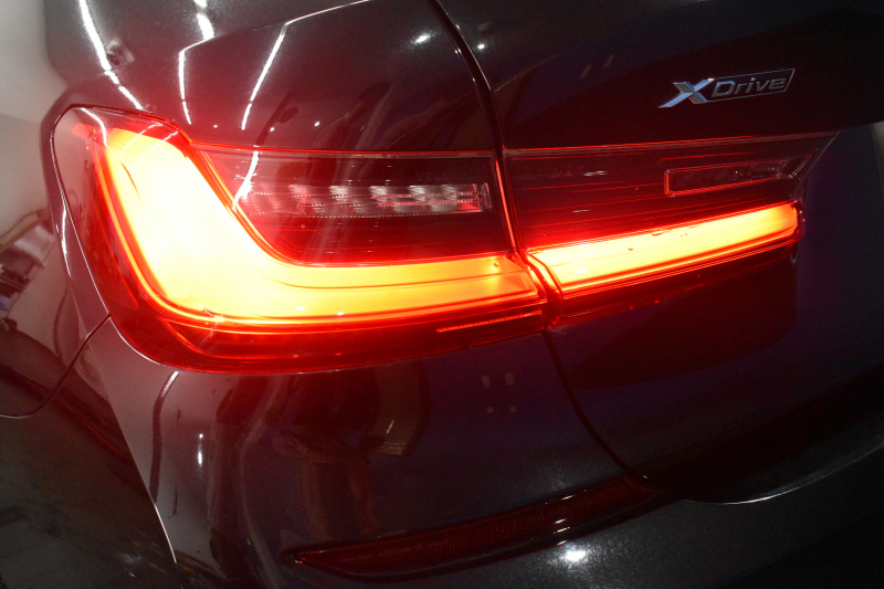 BMW 3シリーズ 320d Xﾄﾞﾗｲﾌﾞ Mｽﾎﾟｰﾂ 4WD ﾊｲﾗｲﾝ&ｺﾝﾌｫｰﾄP G20型 ﾋｰﾀｰ付黒革 ｵﾌﾟｼｮﾝ19AW 追従ACC LEDﾍｯﾄﾞﾗｲﾄ 側面衝突&車線変更&逸脱&歩行車警告 後退ｱｼｽﾄ Pｱｼｽﾄ ｱｸﾃｨﾌﾞPDC緊急ﾌﾞﾚｰｷ ﾀｯﾁﾊﾟﾈﾙﾅﾋﾞ ﾌﾙｾｸﾞ ｱｯﾌﾟﾙｶｰﾌﾟﾚｲ 電動ﾄﾗﾝｸ 2年保証