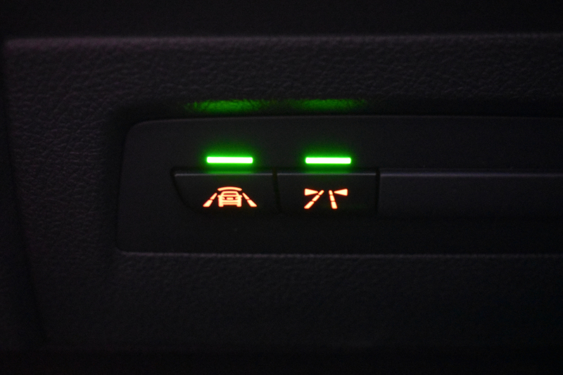 BMW 2シリーズ M240i LCI後期 ｵﾌﾟｼｮﾝ追従ACC  直6ﾀｰﾎﾞ 340馬力 ﾍｷｻｺﾞﾅﾙLEDﾍｯﾄﾞﾗｲﾄ ﾋｰﾀｰ付赤革 ﾀｯﾁﾊﾟﾈﾙiﾄﾞﾗｲﾌﾞHDDﾅﾋﾞBｶﾒ Pｱｼｽﾄ 前後PDC ｱﾀﾞﾌﾟﾃｨﾌﾞMｻｽ 大型ﾌﾞﾚｰｷｼｽﾃﾑ 車線逸脱&歩行者警告 衝突軽減ﾌﾞﾚｰｷ 18AW ﾊﾟﾄﾞﾙｼﾌﾄ 1ｵｰﾅｰ 2年保証