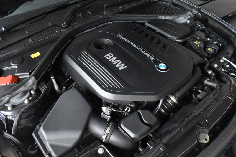 BMW 2シリーズ M240i LCI後期 ｵﾌﾟｼｮﾝ追従ACC  直6ﾀｰﾎﾞ 340馬力 ﾍｷｻｺﾞﾅﾙLEDﾍｯﾄﾞﾗｲﾄ ﾋｰﾀｰ付赤革 ﾀｯﾁﾊﾟﾈﾙiﾄﾞﾗｲﾌﾞHDDﾅﾋﾞBｶﾒ Pｱｼｽﾄ 前後PDC ｱﾀﾞﾌﾟﾃｨﾌﾞMｻｽ 大型ﾌﾞﾚｰｷｼｽﾃﾑ 車線逸脱&歩行者警告 衝突軽減ﾌﾞﾚｰｷ 18AW ﾊﾟﾄﾞﾙｼﾌﾄ 1ｵｰﾅｰ 2年保証